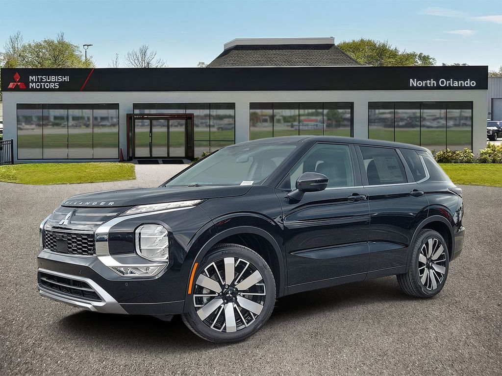 2026 Mitsubishi Outlander SE
