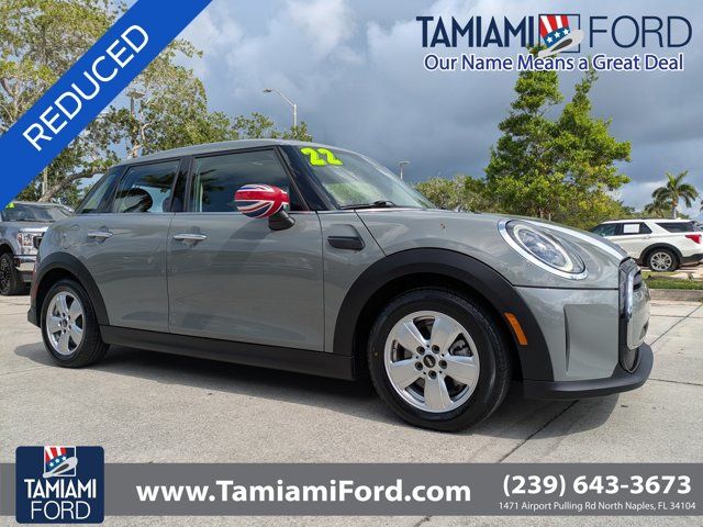 Gray Metallic 2022 MINI Cooper Hatchback Front-Wheel Drive 7-Speed Automatic