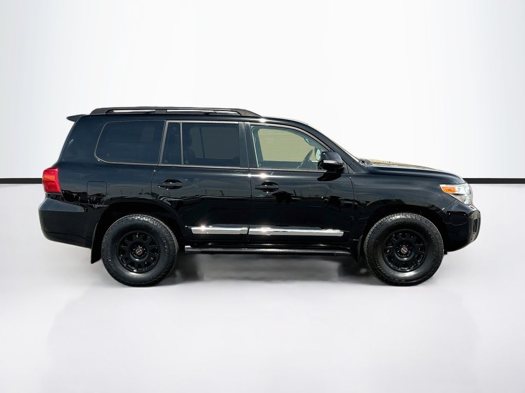 Thumbnail: 2015 Toyota Land Cruiser - 4