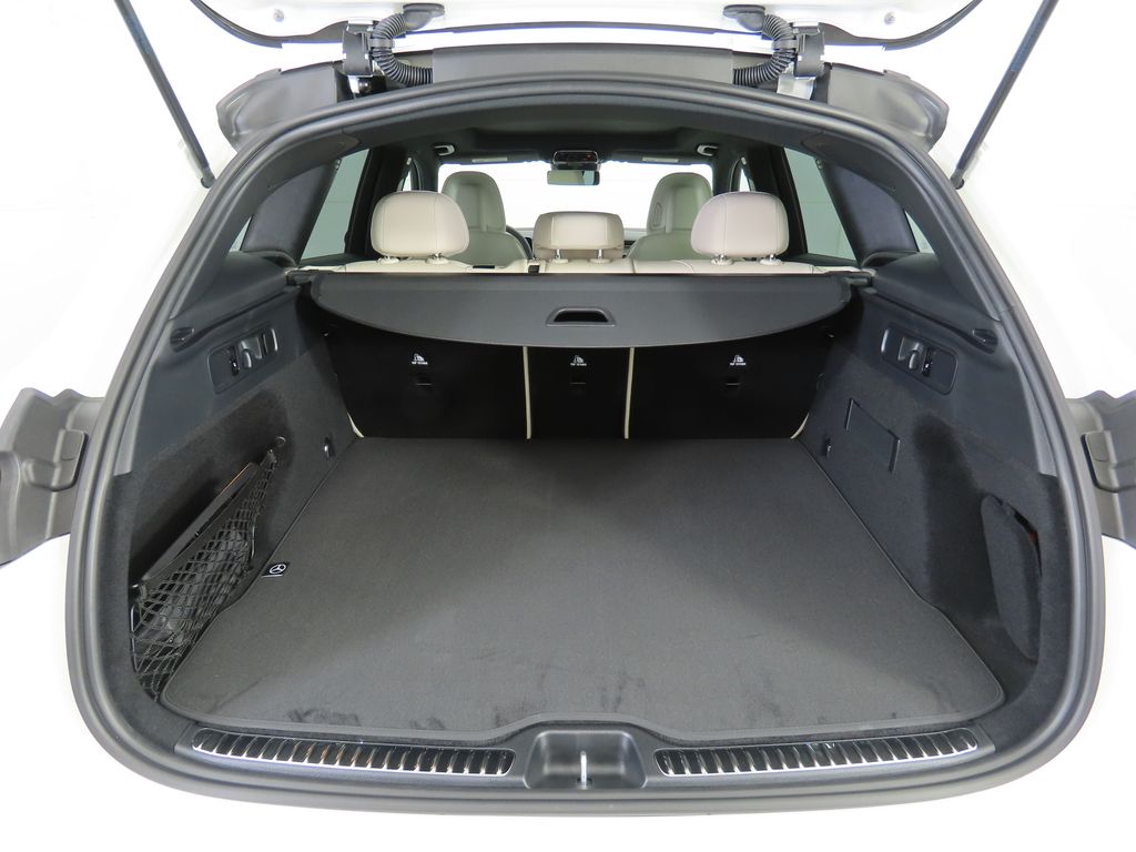 Thumbnail: 2026 Mercedes-Benz GLC - 29