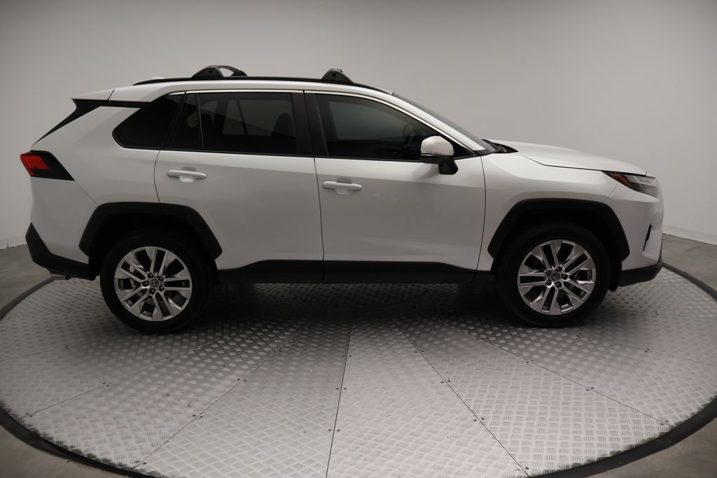 Thumbnail: 2025 Toyota RAV4 - 7