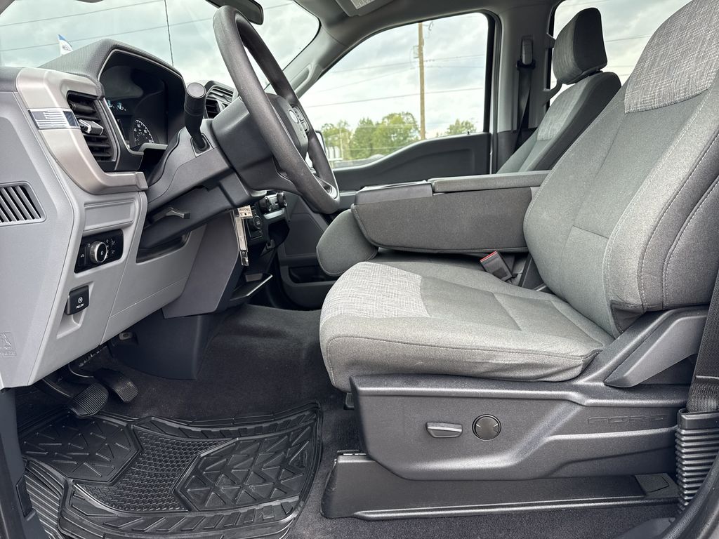 2023 Ford F-150 XLT - 11