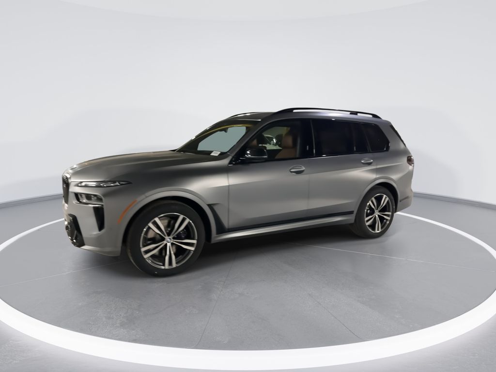 Thumbnail: 2026 BMW X7 - 4