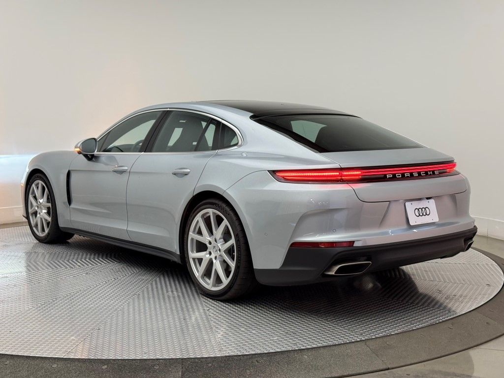 Thumbnail: 2025 Porsche Panamera - 13