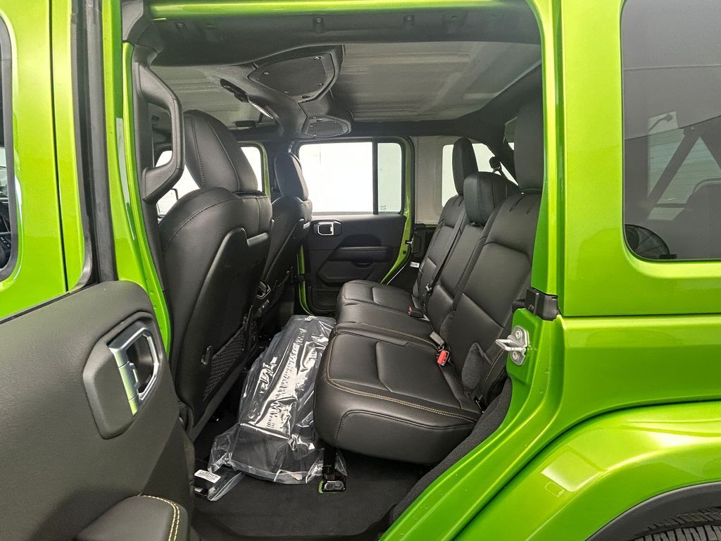 New 2026 Mojito Clearcoat Jeep Sahara image 25