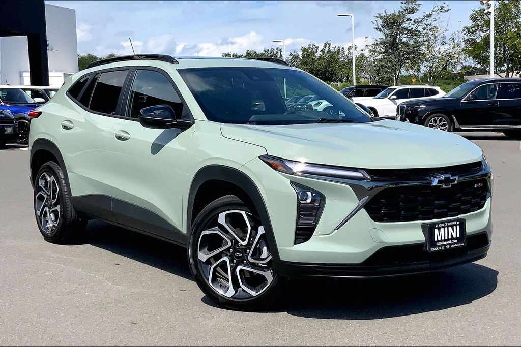 Green 2024 Chevrolet Trax SUV / Crossover Front-Wheel Drive 6-Speed Automatic