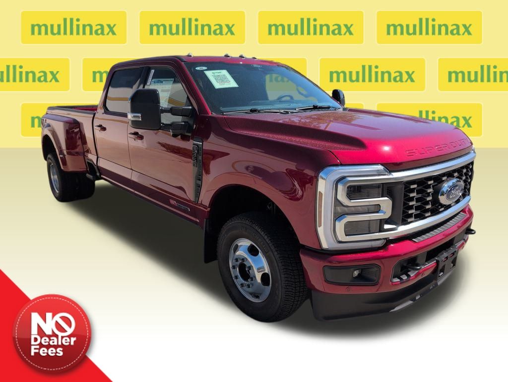 2026 Ford F-350 Super Duty Platinum's photo