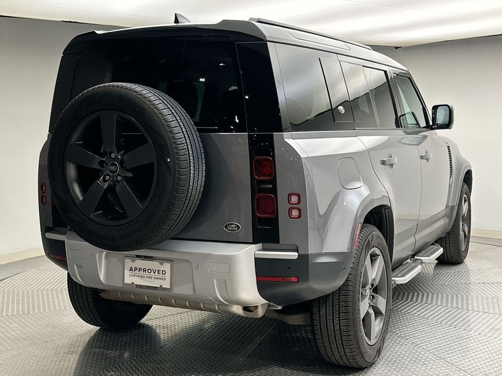 2023 Land Rover Defender 110 3