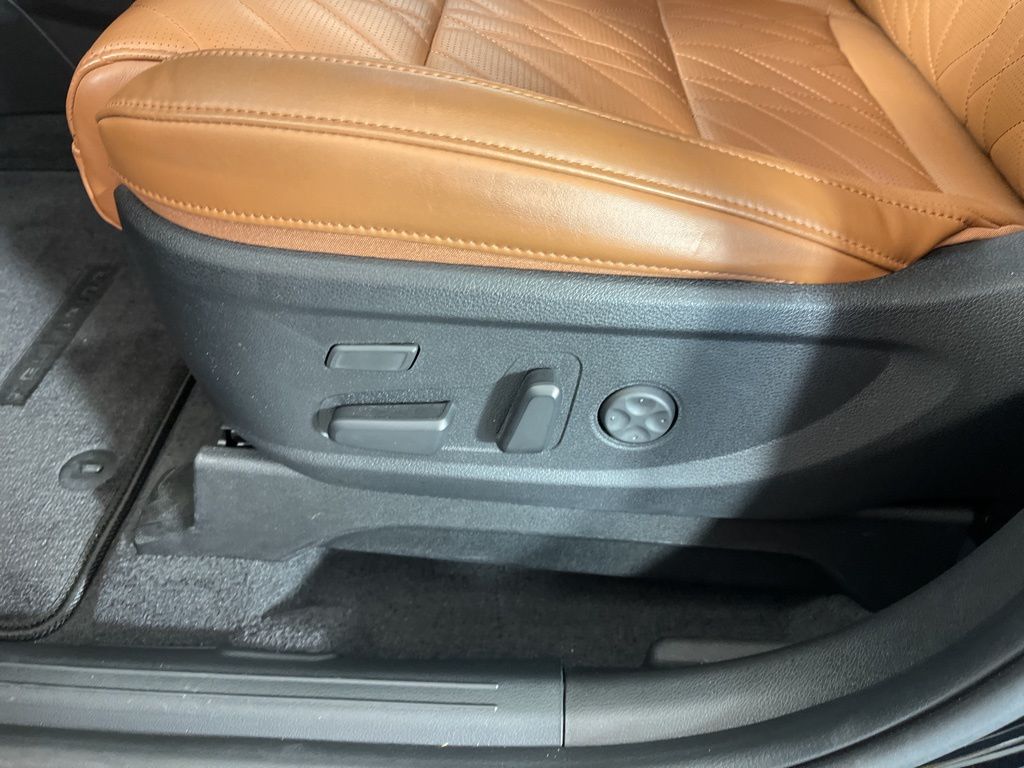 Thumbnail: 2025 Kia Telluride - 26