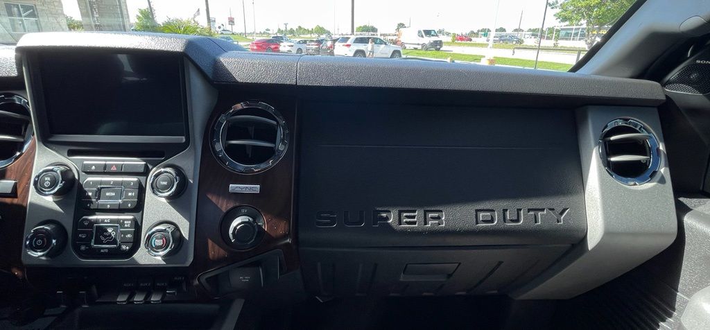 2015 Ford F-250SD Lariat Black at Autostrade