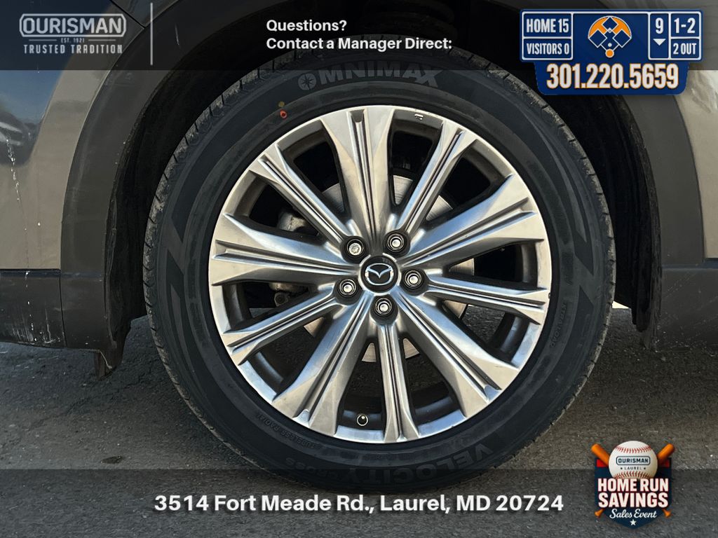 View vehicle photo 5