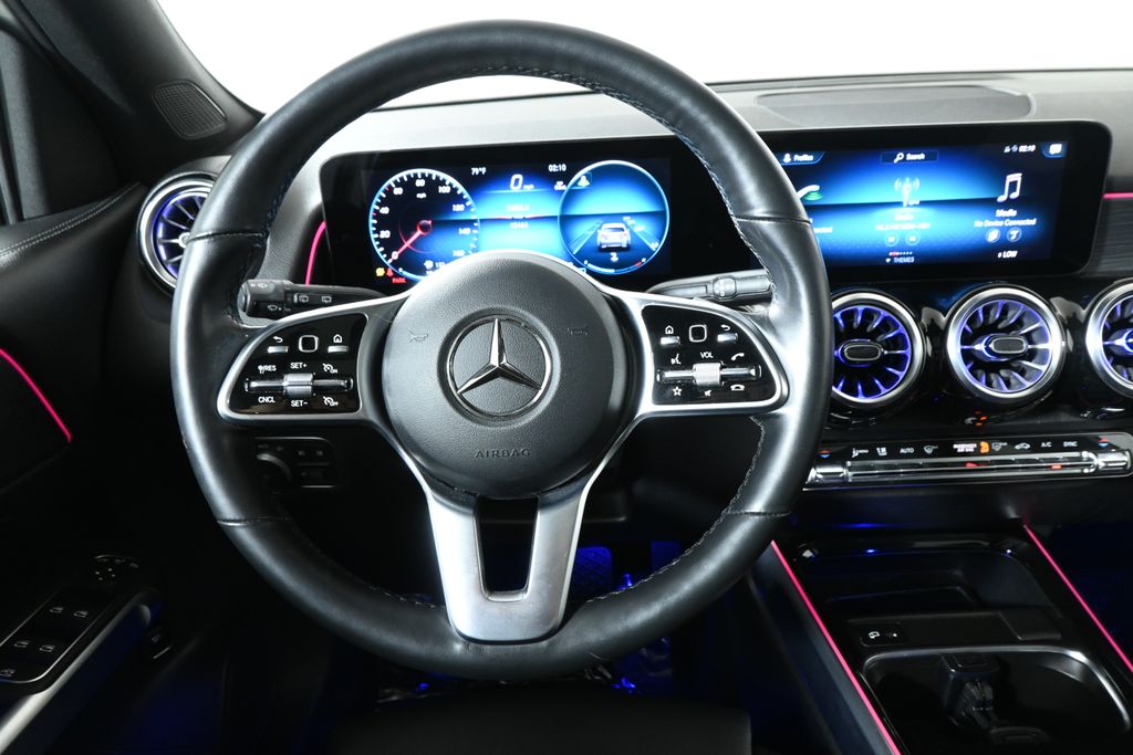 Thumbnail: 2023 Mercedes-Benz GLB - 18