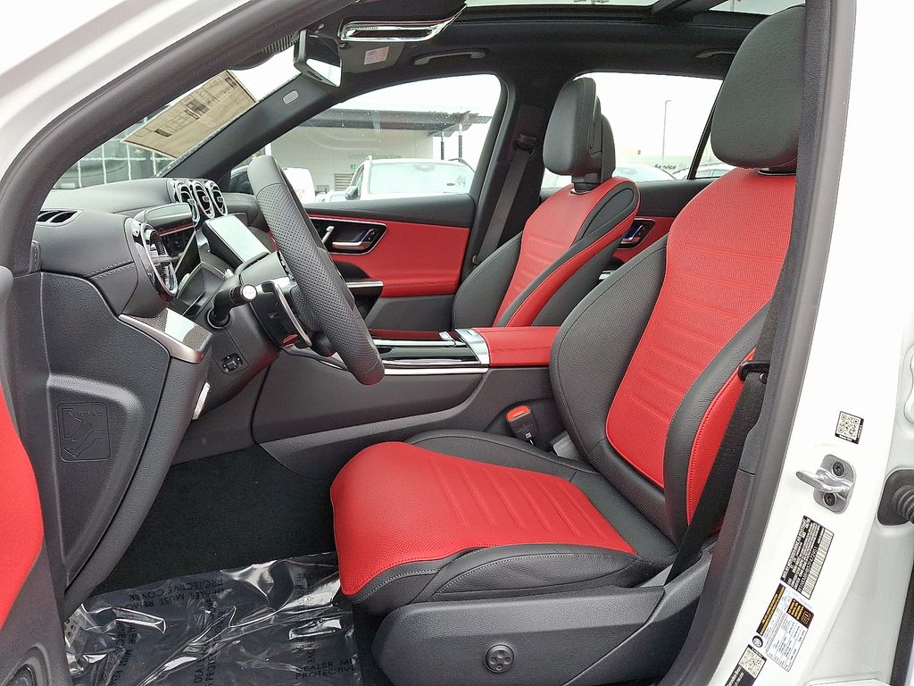 Thumbnail: 2026 Mercedes-Benz GLC - 9