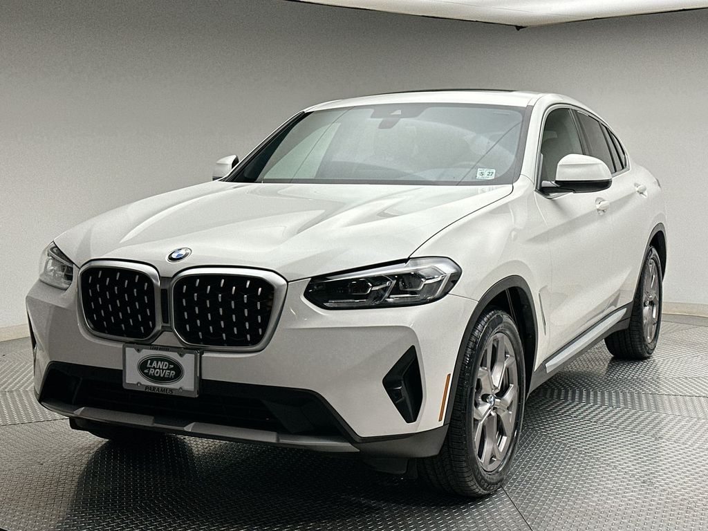 2022 BMW X4 xDrive30i -
                Paramus, NJ