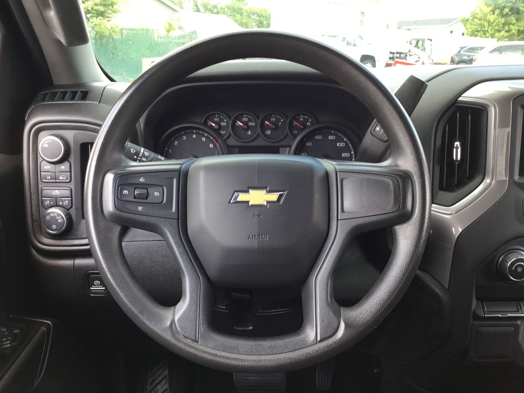 Thumbnail: 2022 Chevrolet Silverado 1500 - 18