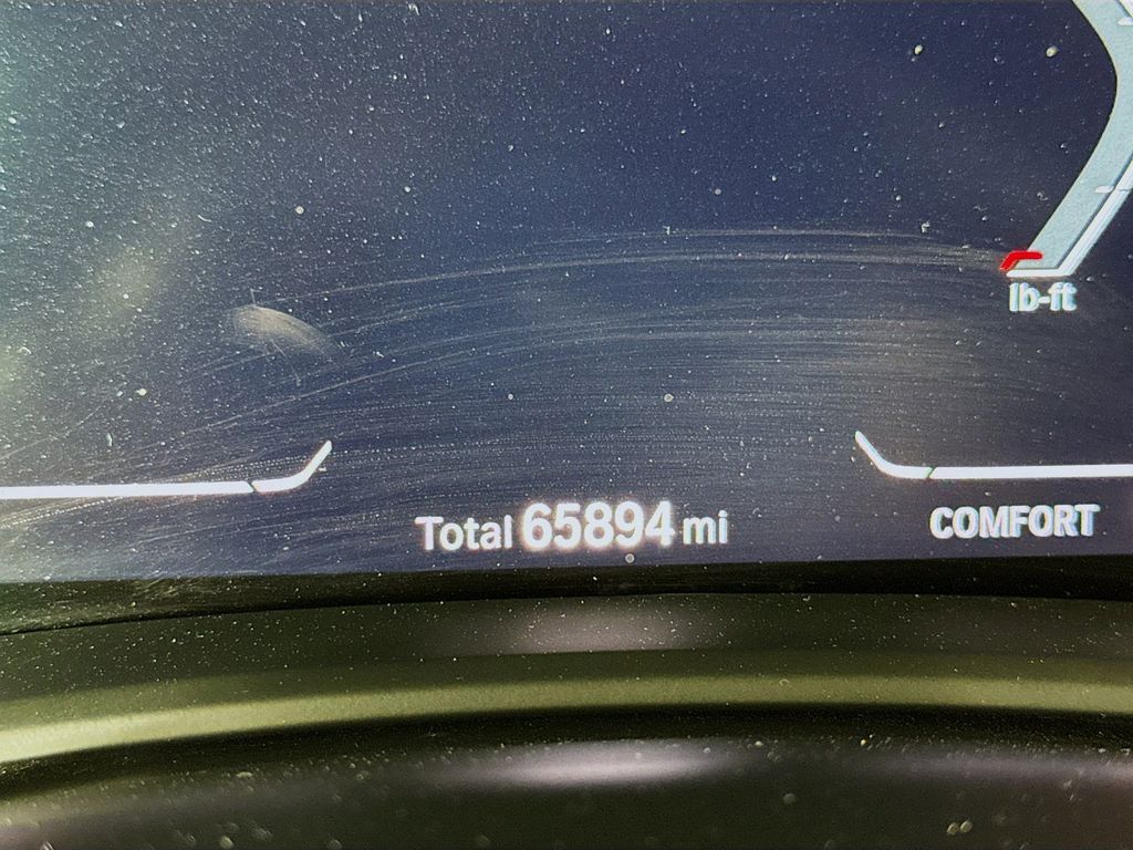 Thumbnail: 2021 BMW X5 - 12