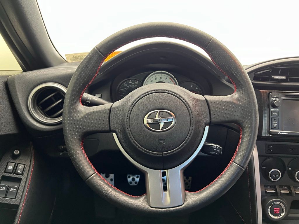 Thumbnail: 2014 Scion FR-S - 17