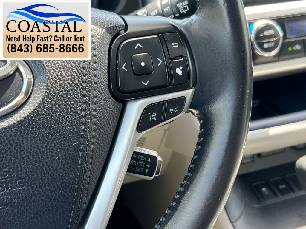 2017 Toyota Highlander XLE Gray at Davis Toyota of Orangeburg