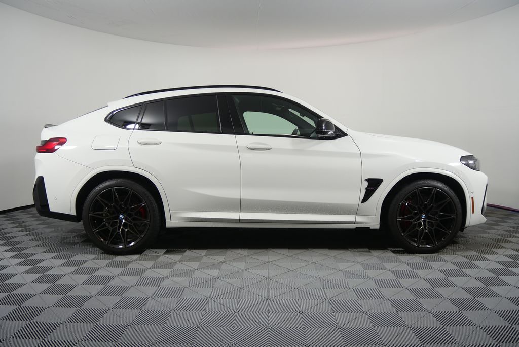 Thumbnail: 2025 BMW X4 - 2