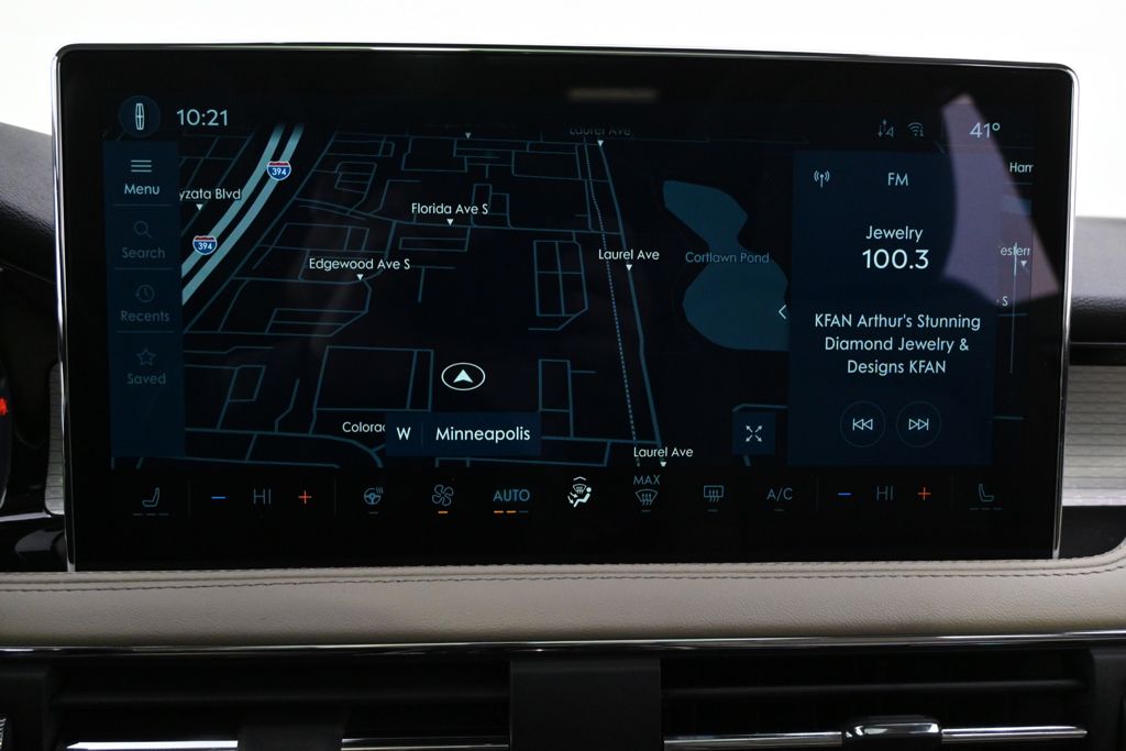 New 2026 White Lincoln Premiere image 29