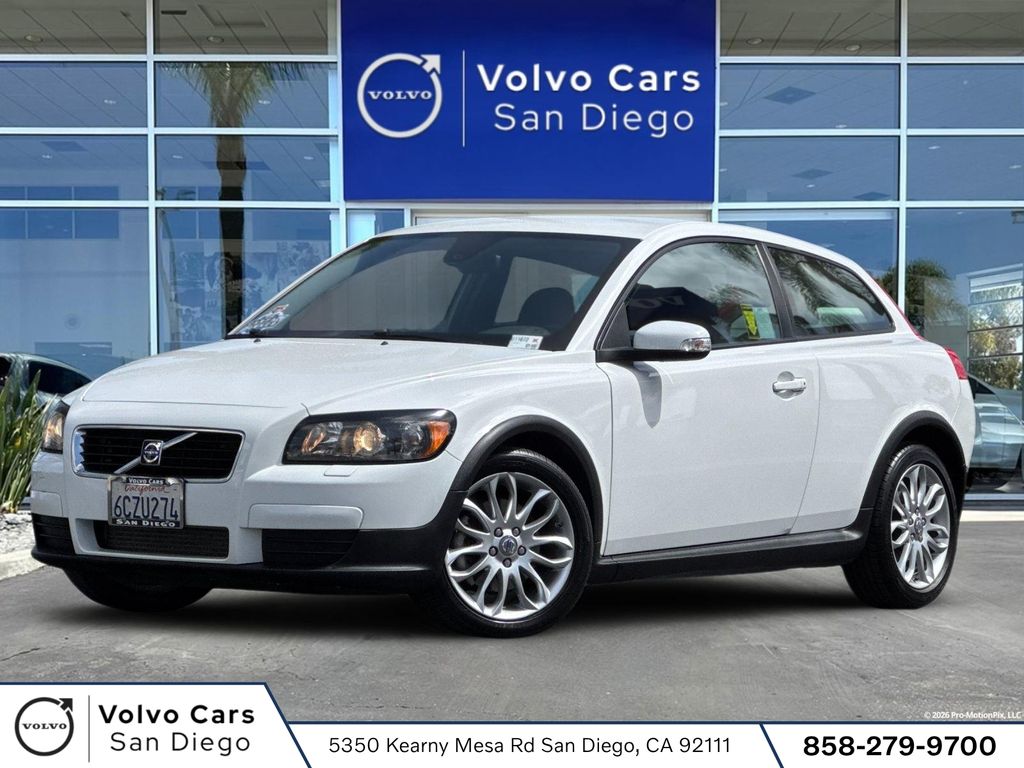 Ice White 2008 Volvo C30 Hatchback Front-Wheel Drive 6-Speed Manual