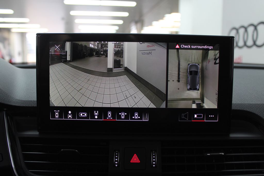 Thumbnail: 2022 Audi Q5 - 23