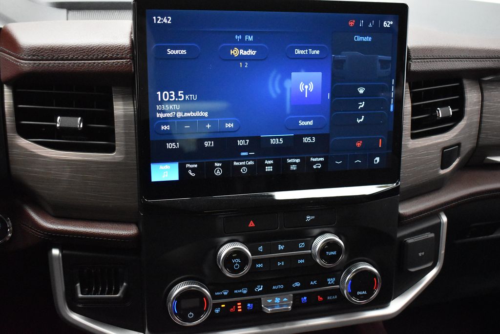 Thumbnail: 2023 Ford Expedition - 21