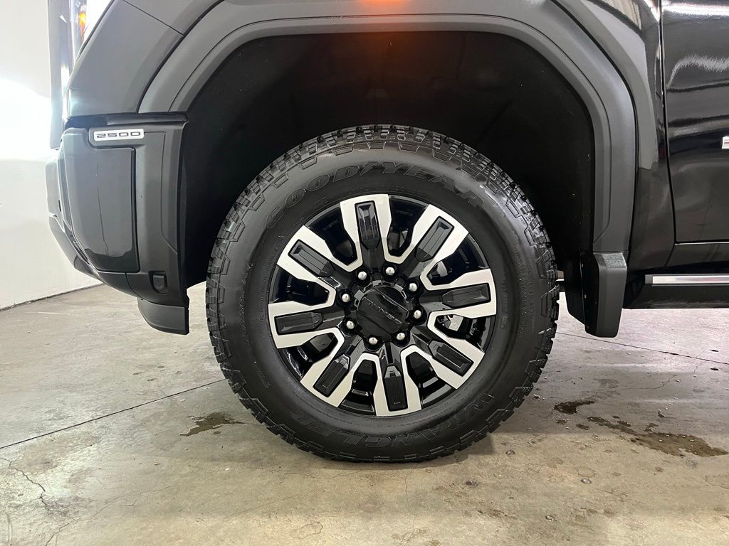 2024 GMC Sierra 2500HD Denali Ultimate