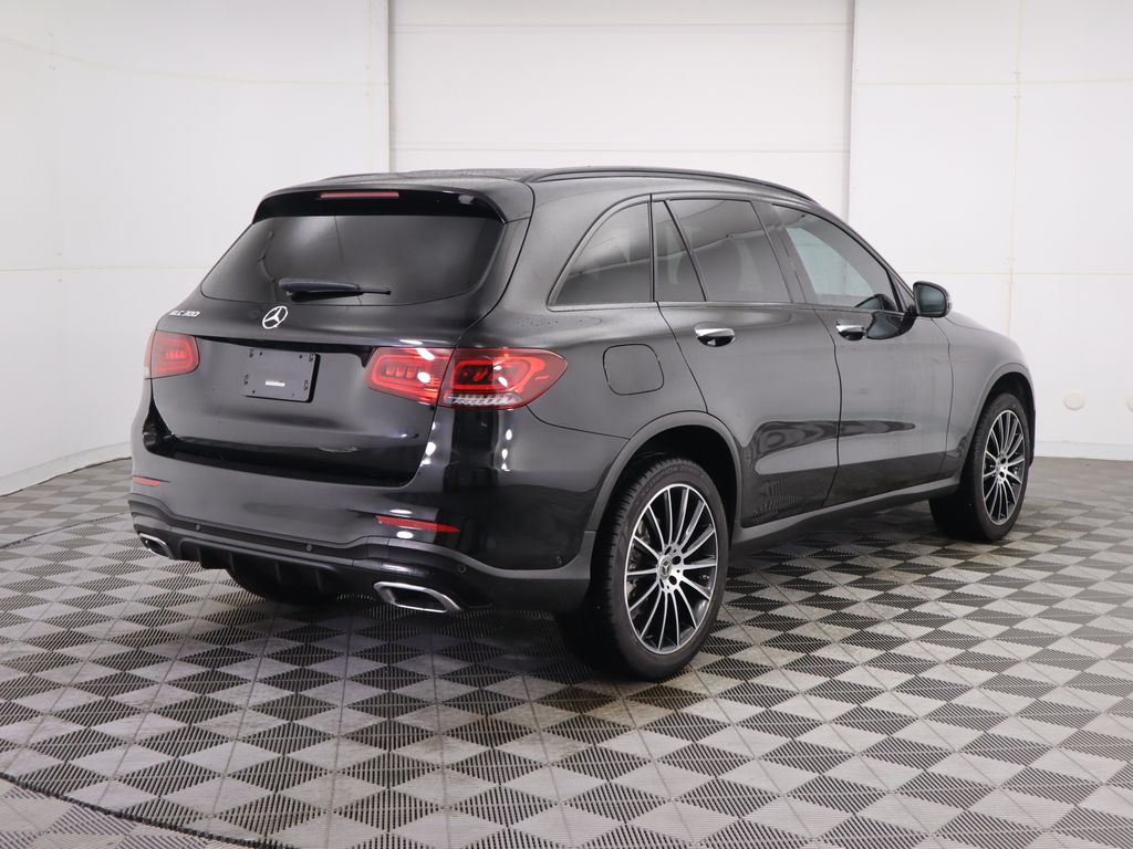 Thumbnail: 2022 Mercedes-Benz GLC - 5