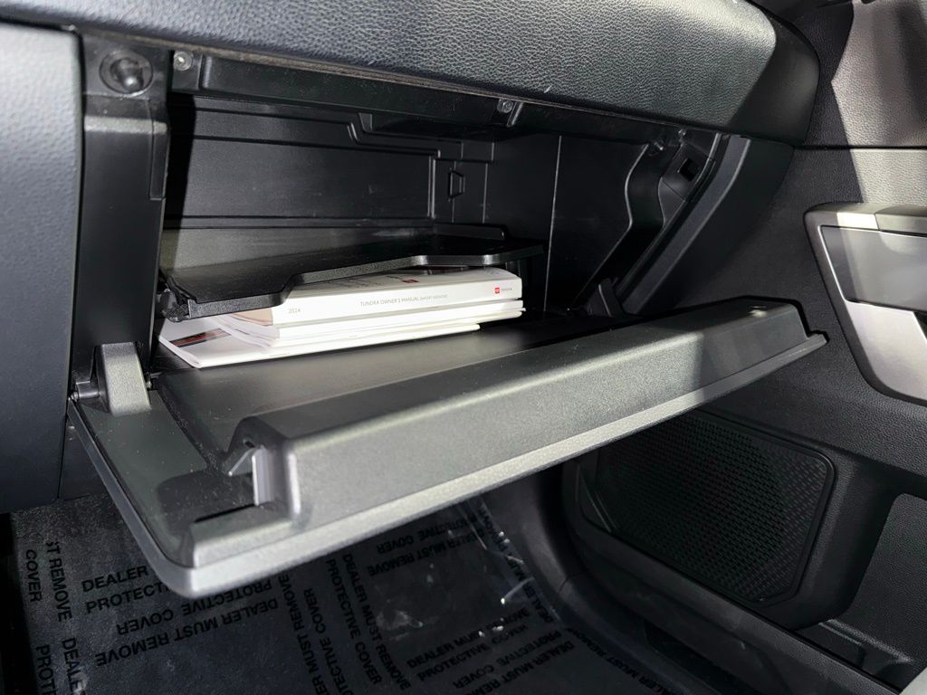 Thumbnail: 2024 Toyota Tundra - 27