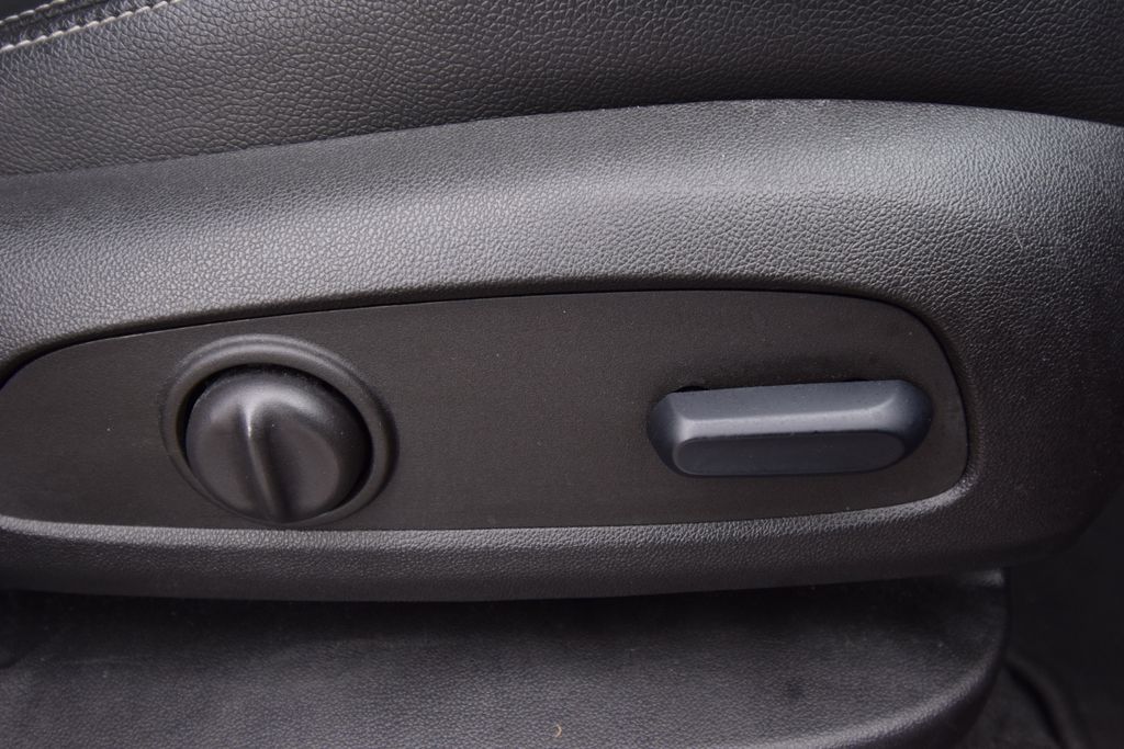 used 2024 GMC Terrain car, priced at $21,000