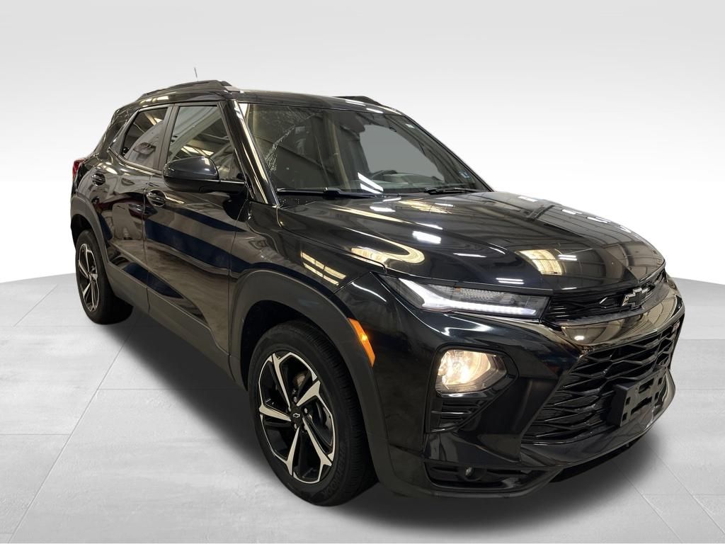 Used 2022 Black Chevrolet RS image 7