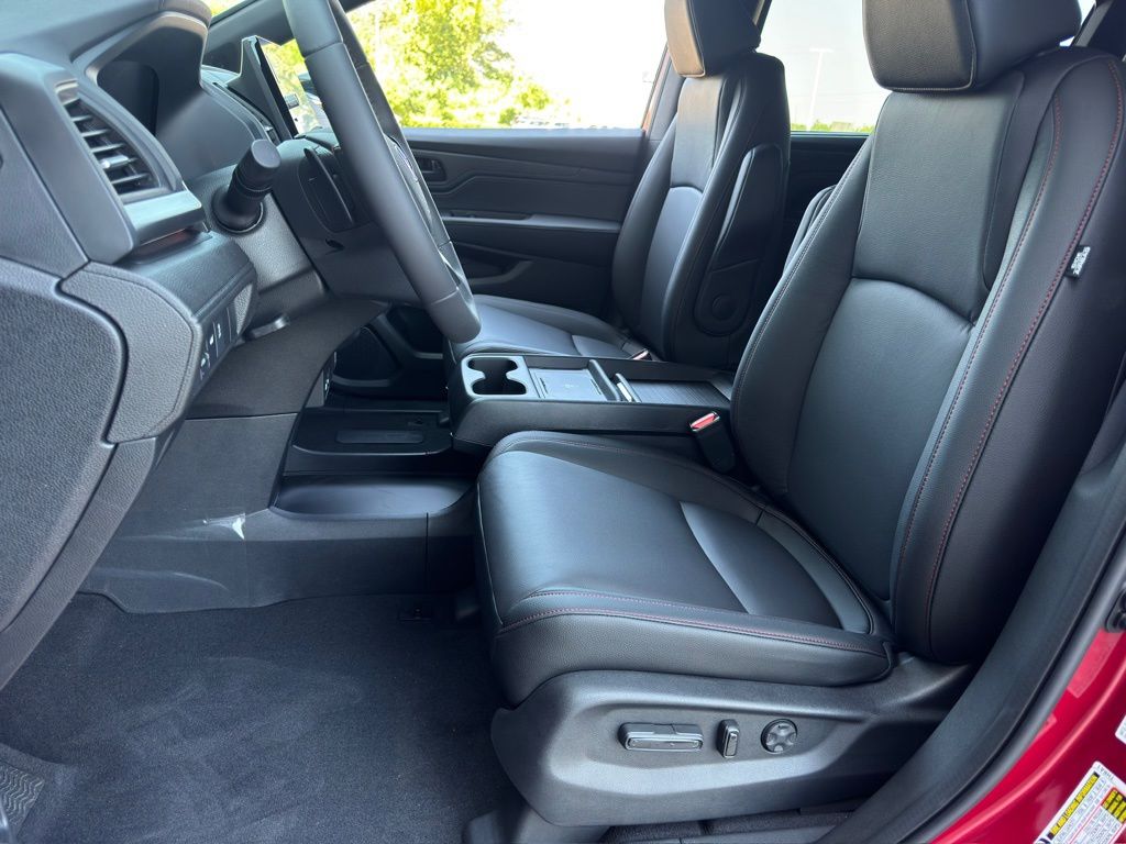 2026 Honda Odyssey Sport-L Red at Community Honda