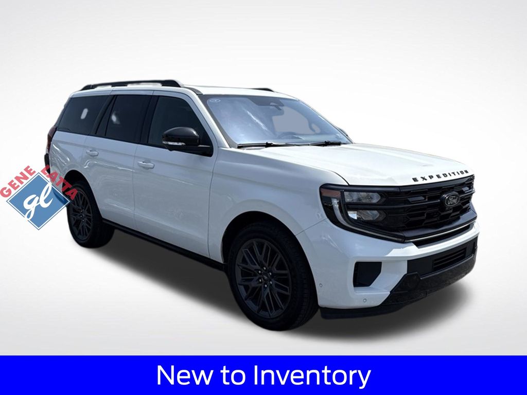 Star White Metallic Tri-Coat 2025 Ford Expedition SUV / Crossover Four-Wheel Drive Automatic