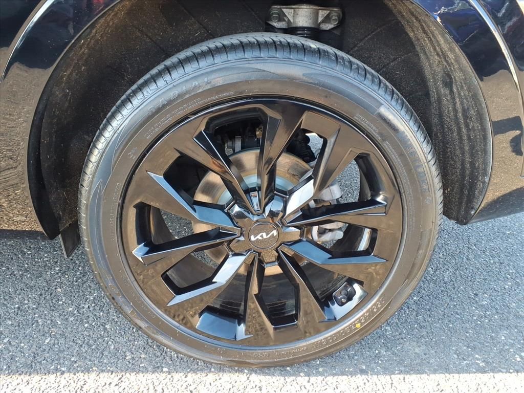 used 2023 Kia Sorento car, priced at $26,500