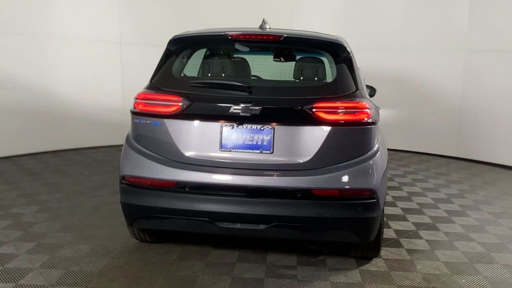 2023 Chevrolet Bolt EV 2LT 8