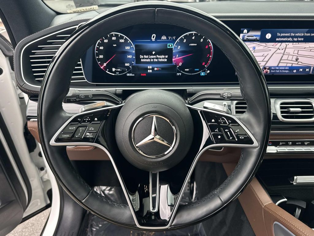 Thumbnail: 2024 Mercedes-Benz GLS - 25