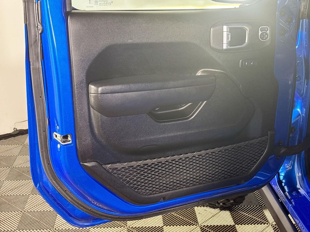 2024 Jeep Gladiator Willys