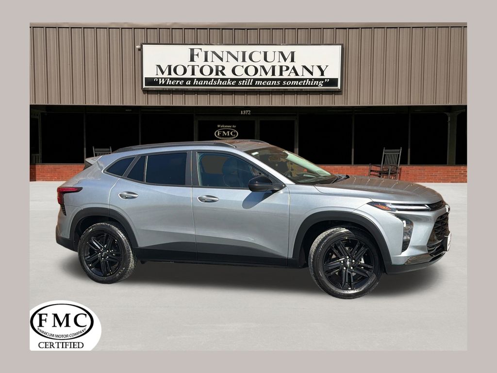 Sterling Gray Metallic 2024 Chevrolet Trax Activ FWD SUV / Crossover Front-Wheel Drive 6-Speed Automatic