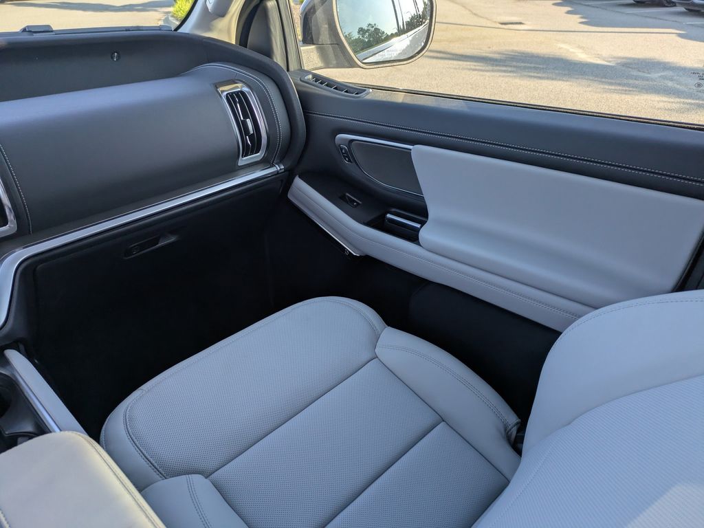 2027 Ford Expedition 