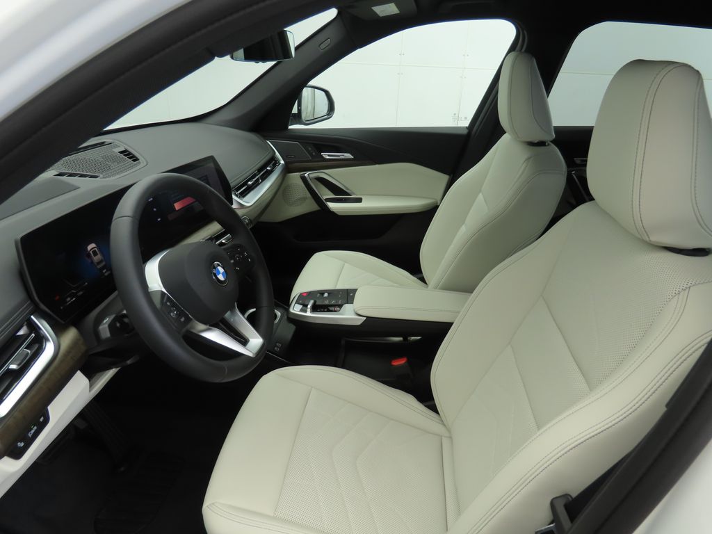 Thumbnail: 2026 BMW X1 - 18