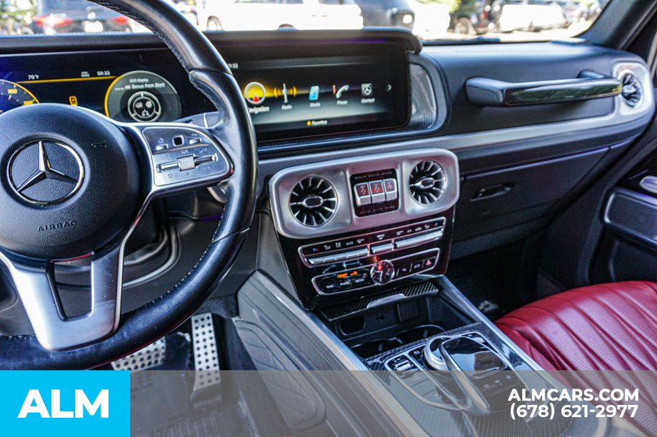 Used 2023 Gray Mercedes-Benz G 550 image 33