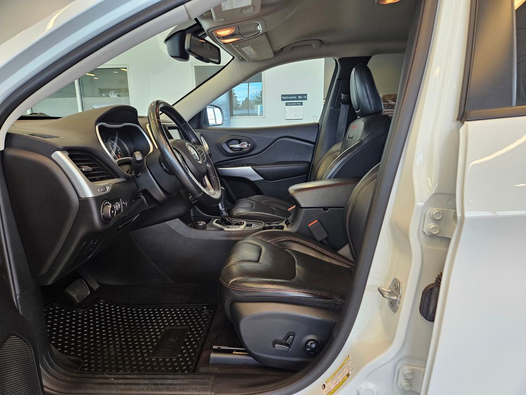 2018 Jeep Cherokee Trailhawk