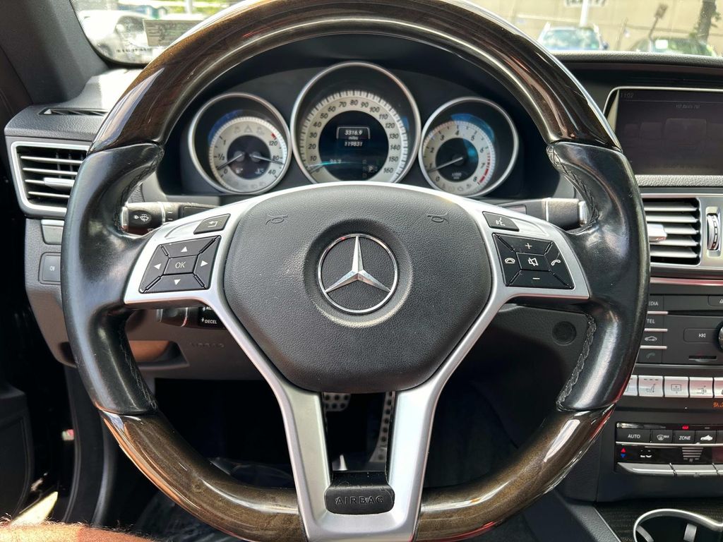 Thumbnail: 2016 Mercedes-Benz E-Class - 14