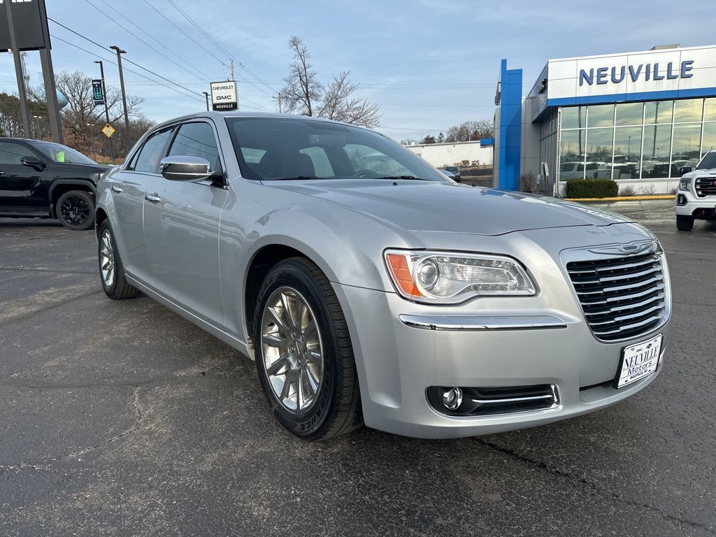 Bright Silver Metallic Clearcoat 2012 Chrysler 300 Limited RWD Sedan Rear-Wheel Drive 8-Speed Automatic