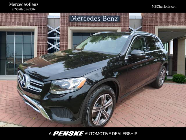 2019 Mercedes-Benz GLC 300 Hero Image