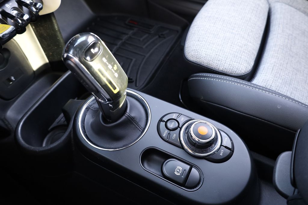 used 2020 MINI Cooper SE Electric car, priced at $17,858