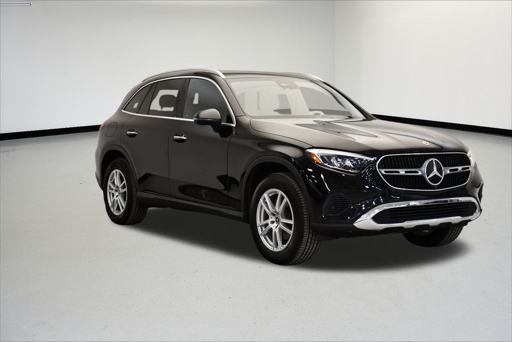 Thumbnail: 2023 Mercedes-Benz GLC - 7
