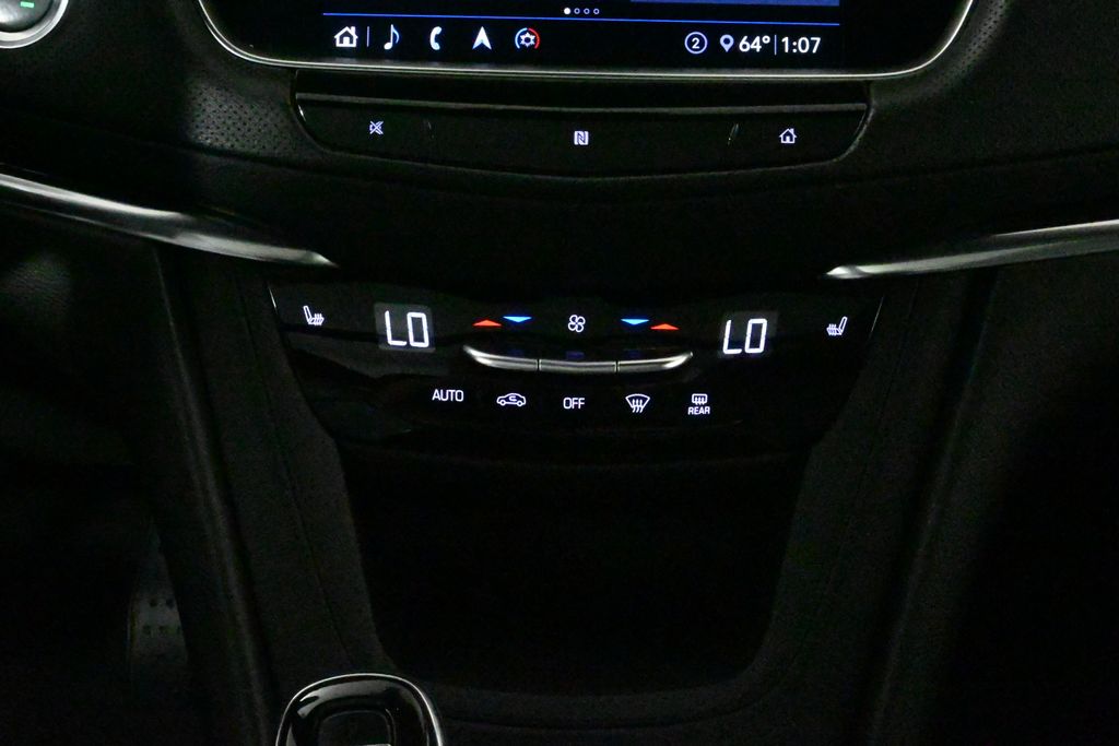 Thumbnail: 2020 Cadillac XT5 - 25