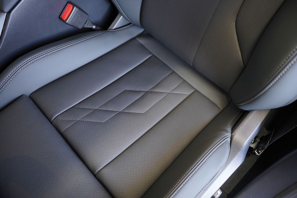 Thumbnail: 2025 BMW X3 - 12